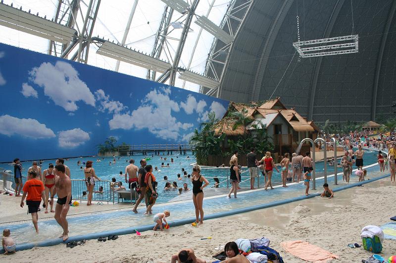 Tropical_island_007.jpg