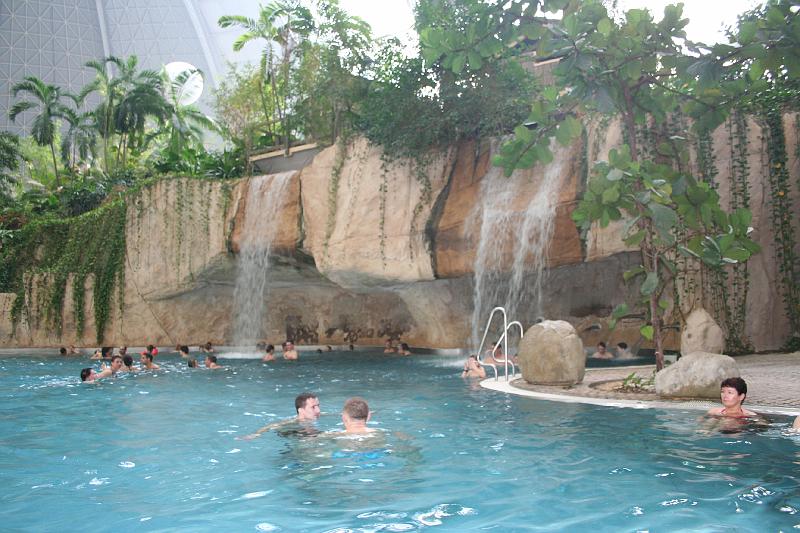 Tropical_island_038.jpg