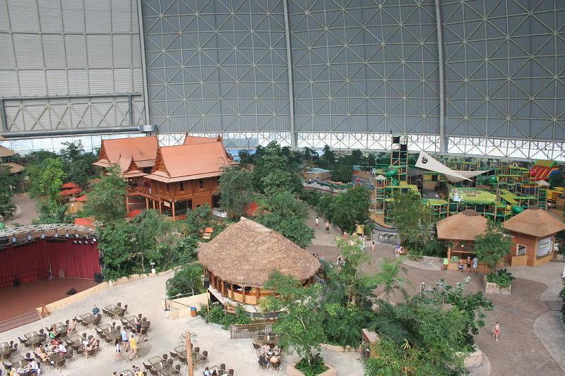 Tropical_island_041.jpg