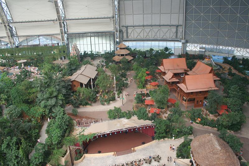 Tropical_island_049.jpg