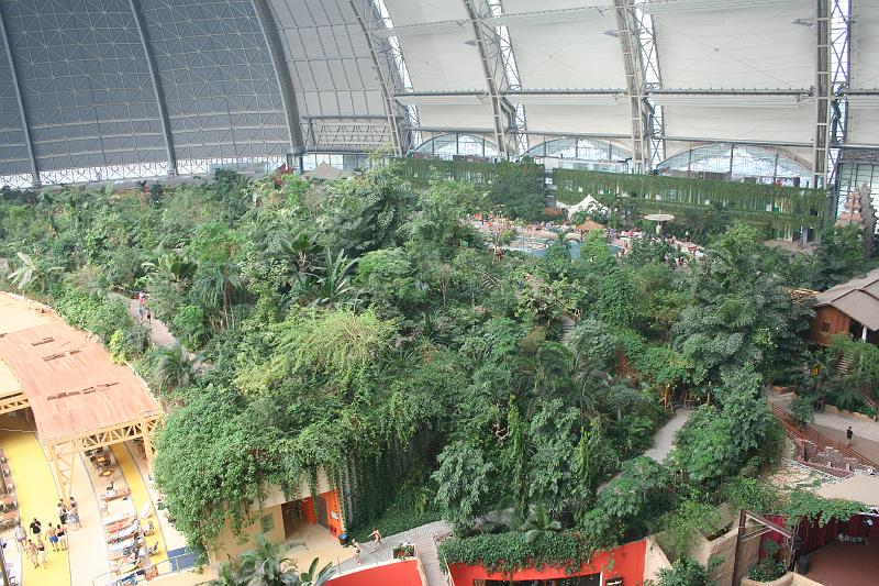 Tropical_island_068.jpg